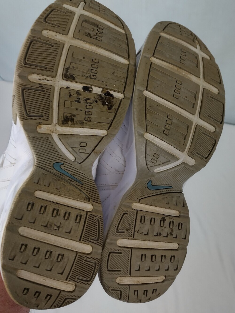Nike Womens Size 8.5 T Lite VIII 386508-141 White Running Shoes Sneakers Workout - Picture 10 of 13